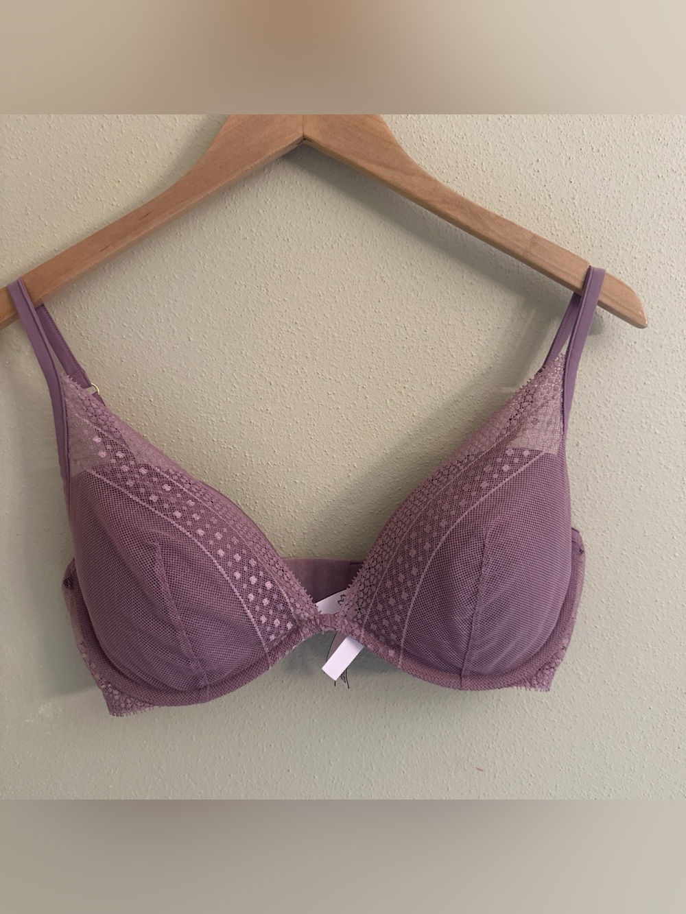 Victorias Secret Bra 36D Plunge Purple Lace Incredible by VS